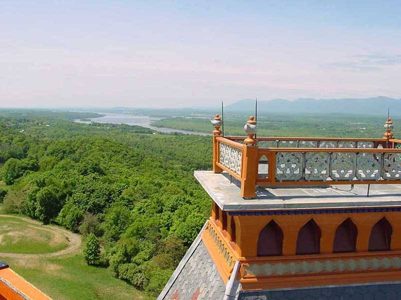 Geology, The Ice Age, & Hudson River School Hike at&nbsp;Olana